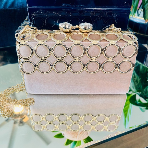 Luxurious Gold and Pink Clutch - Picture 2 of 7